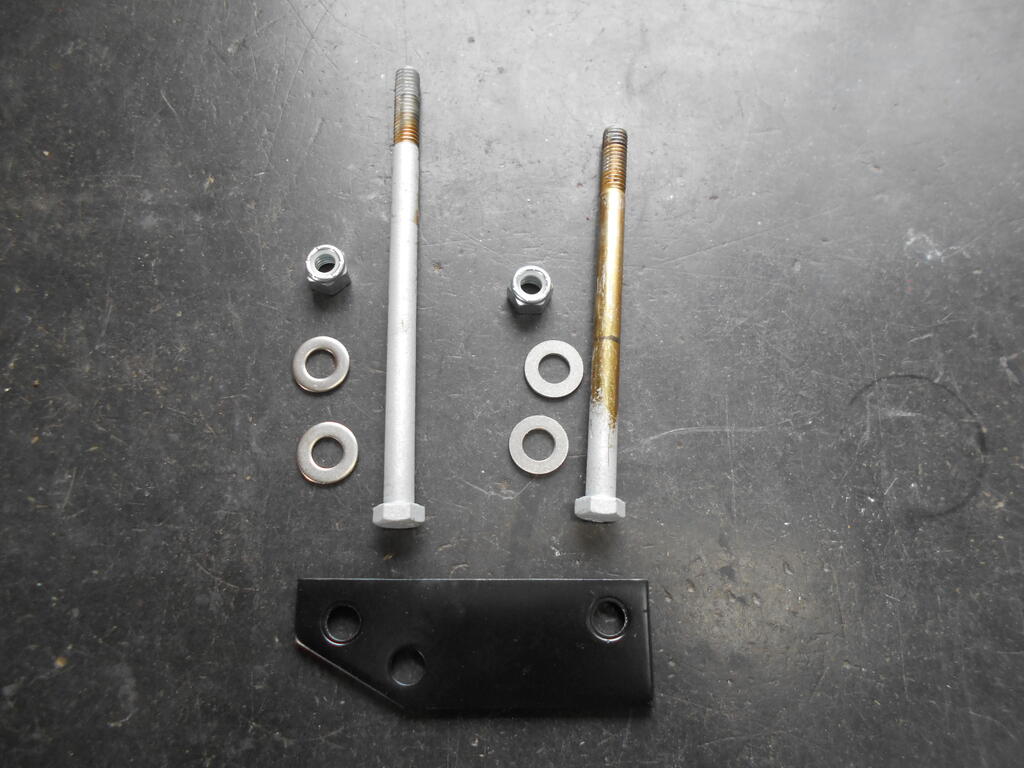189627773_Brakebracketandhardwarereadytoinstall.JPG.6f3b8064bf1d52c27f9f0dd5ffdf03a6.JPG