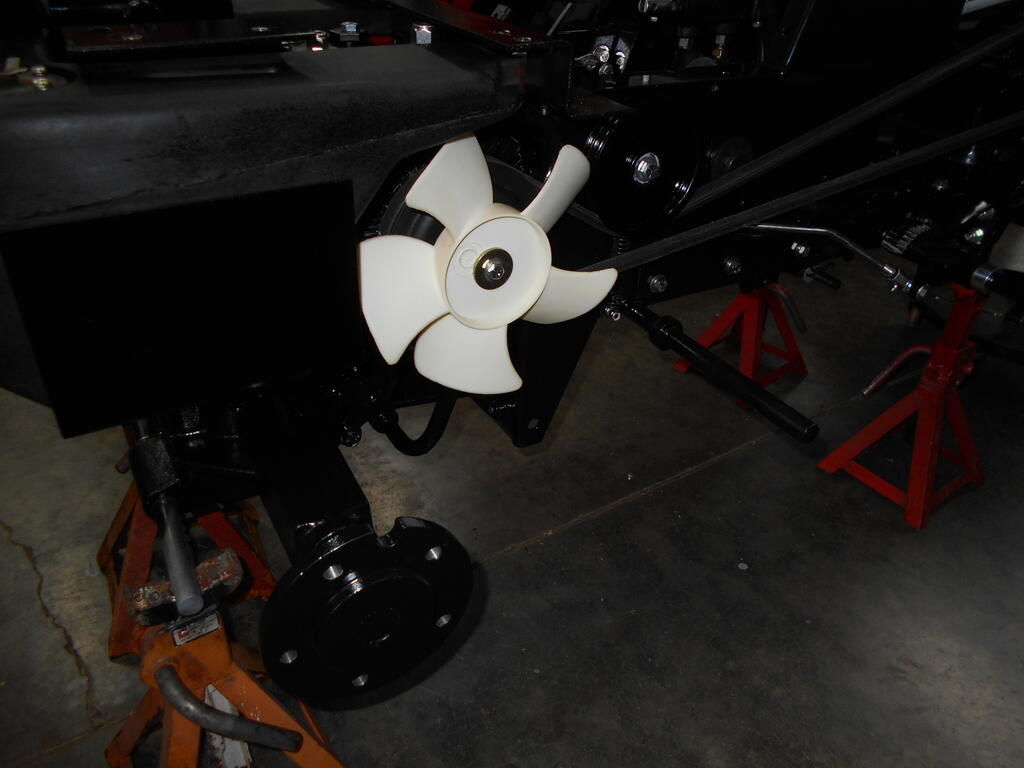 1518670739_Hydrocoolingfaninstalled1.JPG.dd2bf45d7a2bd008588b31ae1dff3936.JPG
