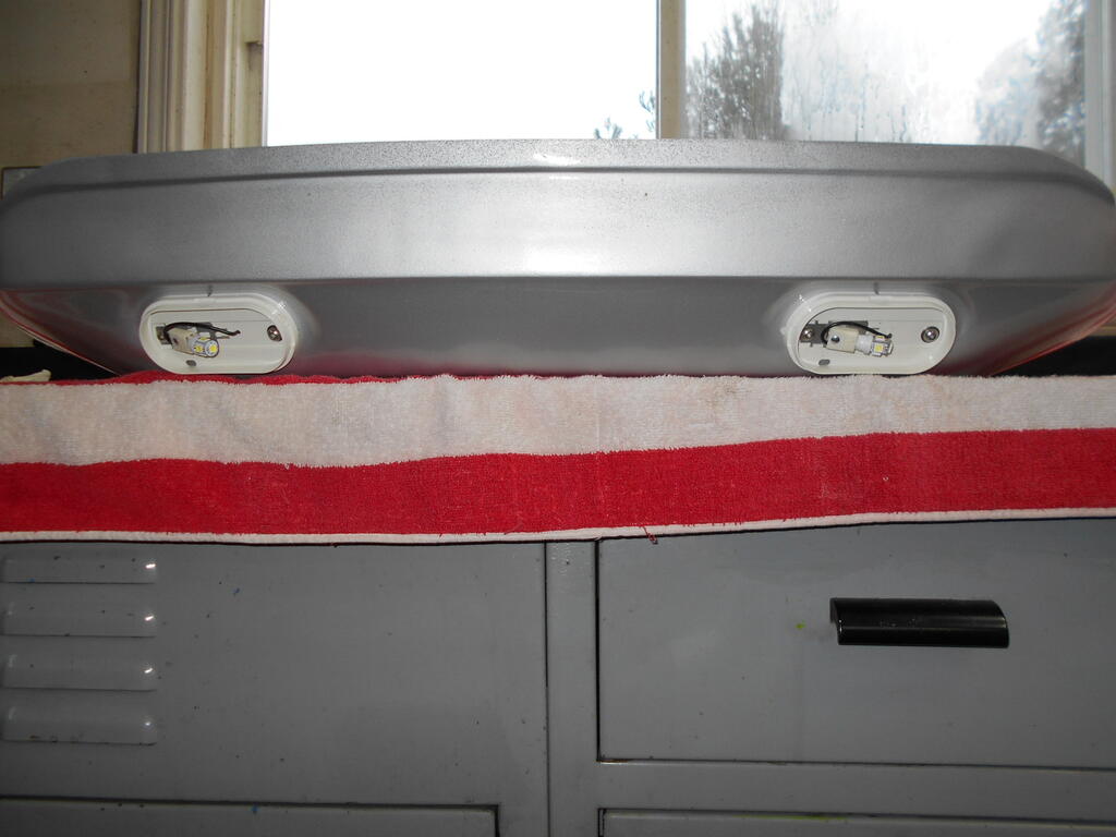 1617630603_Taillightsinstalled1.JPG.ef2fee87bf90ccf8239695224e330b89.JPG