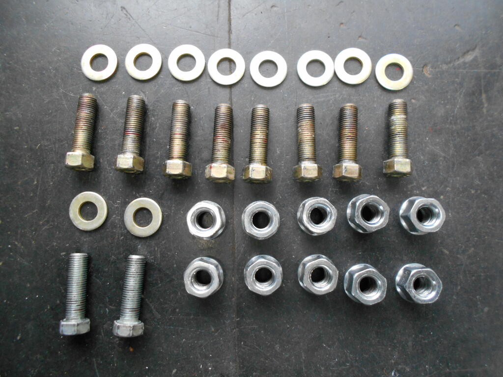 458976478_Wheelstudboltsreadytoinstall2.JPG.ecff07de32f50acf9769afacc9821879.JPG