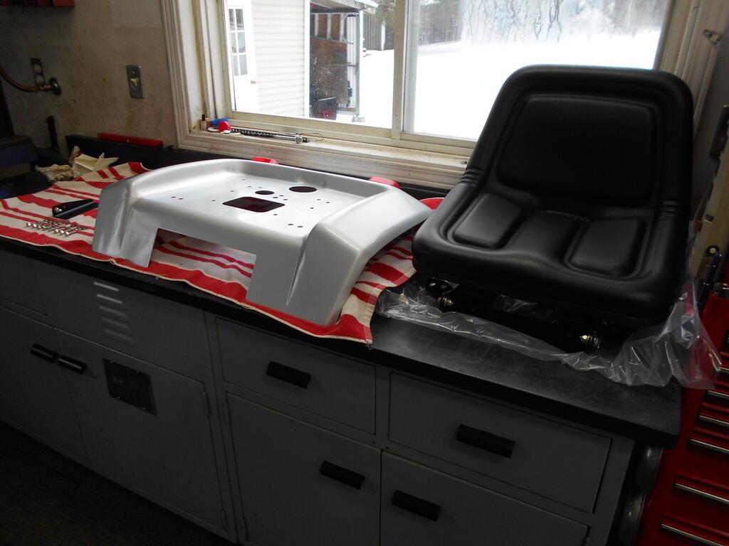 1091484209_Rearfenderandseatassemblyreadytoinstall3.JPG.bd1a43cbbeffa06a69e50e009346db16.JPG
