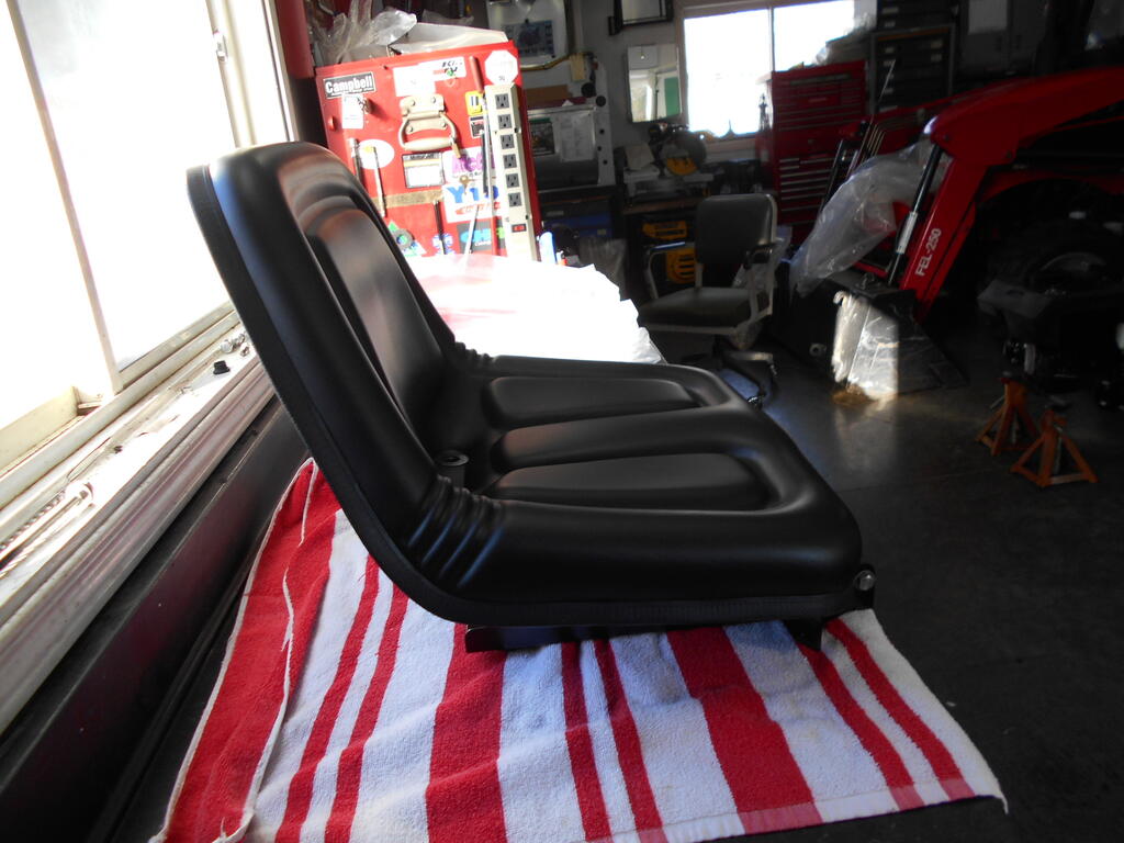 1973251612_Seatassemblycomplete2.JPG.cdd1d8f7c8aa9f202b0ab45ac8999845.JPG