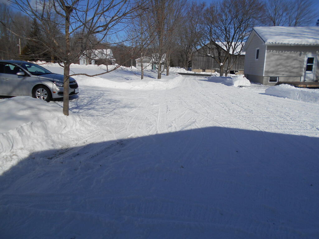 1928935707_Snowplowing20258.JPG.c2dfe91fe210825d3129467f38a1cef6.JPG