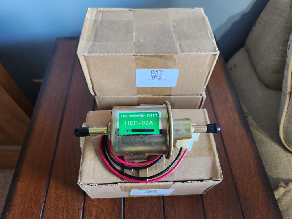 188810459_FuelPumpscheapies.jpg.42d0c3b4a678f4a00f6fd69c3bf6a8a2.jpg