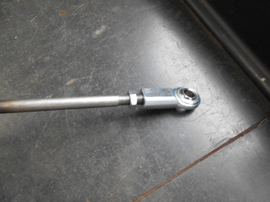 692165481_Controlrodheimjointlooselyinstalled.JPG.fda66fd6b4665dc84454f21d167b267b.JPG