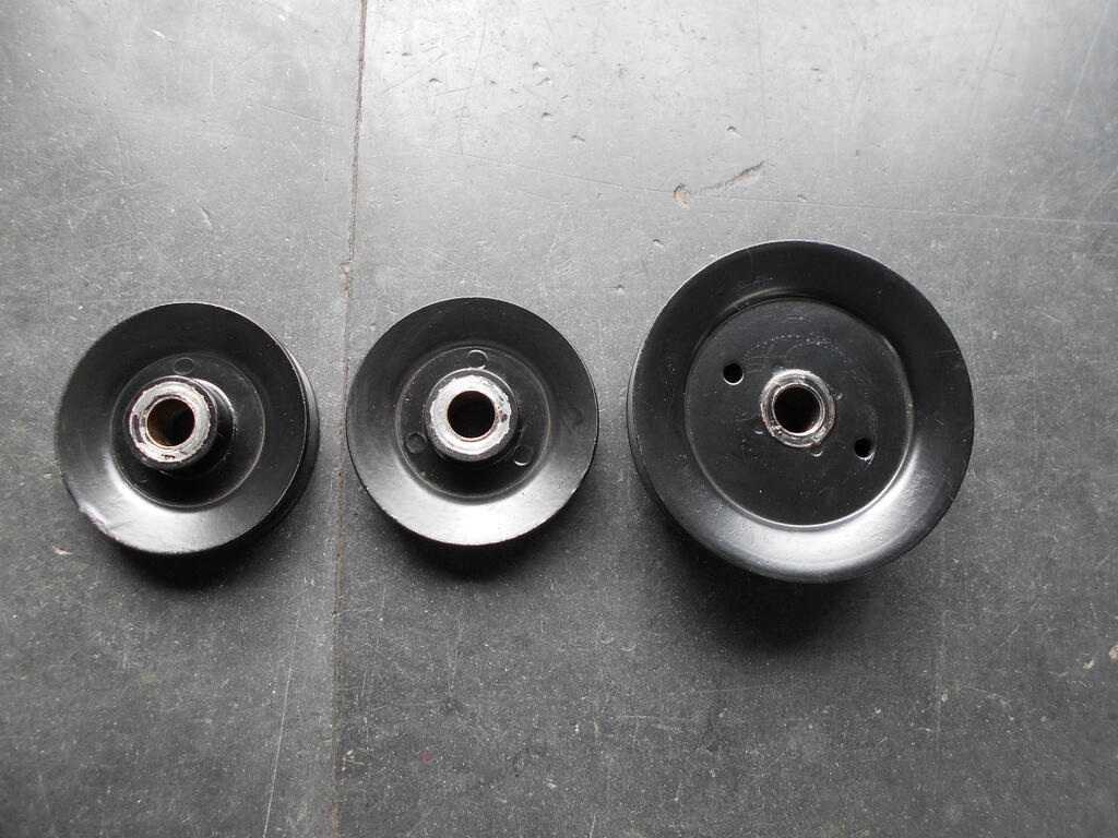 1633854386_Pulleysreadytoinstall.JPG.eb9a8bc3647db3cccc48ec4bcfd1360b.JPG