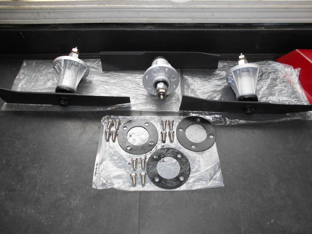 2118420963_Spindleassembliesreadytoinstall.JPG.ec51060fdf018028a36153b9d3b5789a.JPG