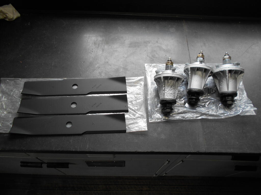 241603547_Bladesreadytoinstall.JPG.137b840e78975c65707c6eaad8748b58.JPG