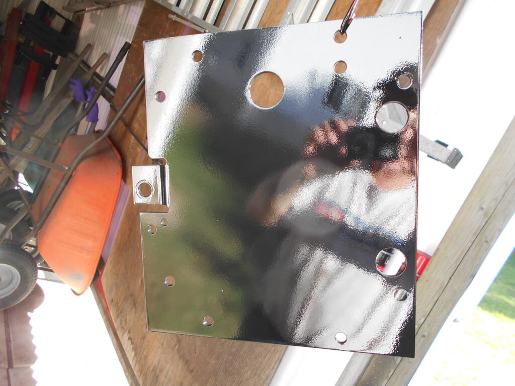 1327437451_Engineplatepainted.JPG.b95cfbb21e3c6479bc8d21d670558d7f.JPG