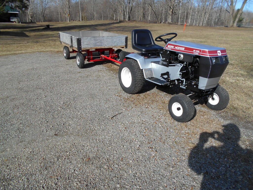 1223711970_Workhorsehookedtowagon2.JPG.9d8104beca8898c95843b055503a527d.JPG