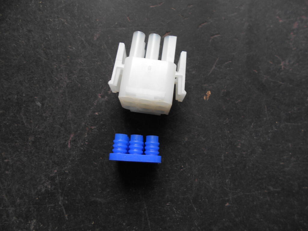 1070822723_9pinconnectorbodyandrubberwireseal1.JPG.88b091c6de7ca6cc75833edba03b50d9.JPG