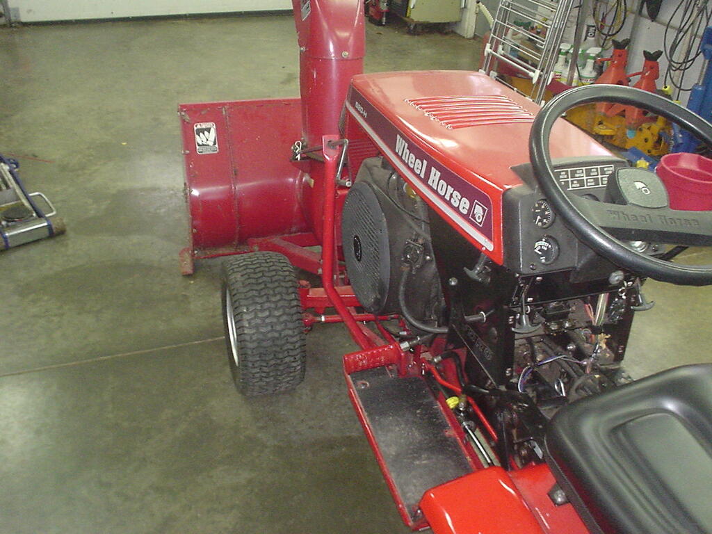 586732546_44inchsnowblowerinstallation021.jpg.6e9673af4cd66d965ce0caa9a6609511.jpg