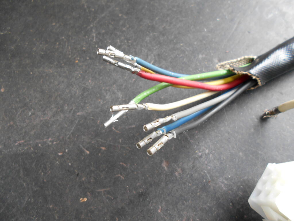 767268562_9pininengineharnessallnewterminalsinstalled.JPG.bd7c860427171226b94f455aca2aa70b.JPG