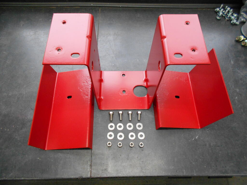 116438820_Fueltanksupportsreadytobeboltedtofendersupportbracket2.JPG.e6fcf48a26e182d025524b6b44f5c0c8.JPG