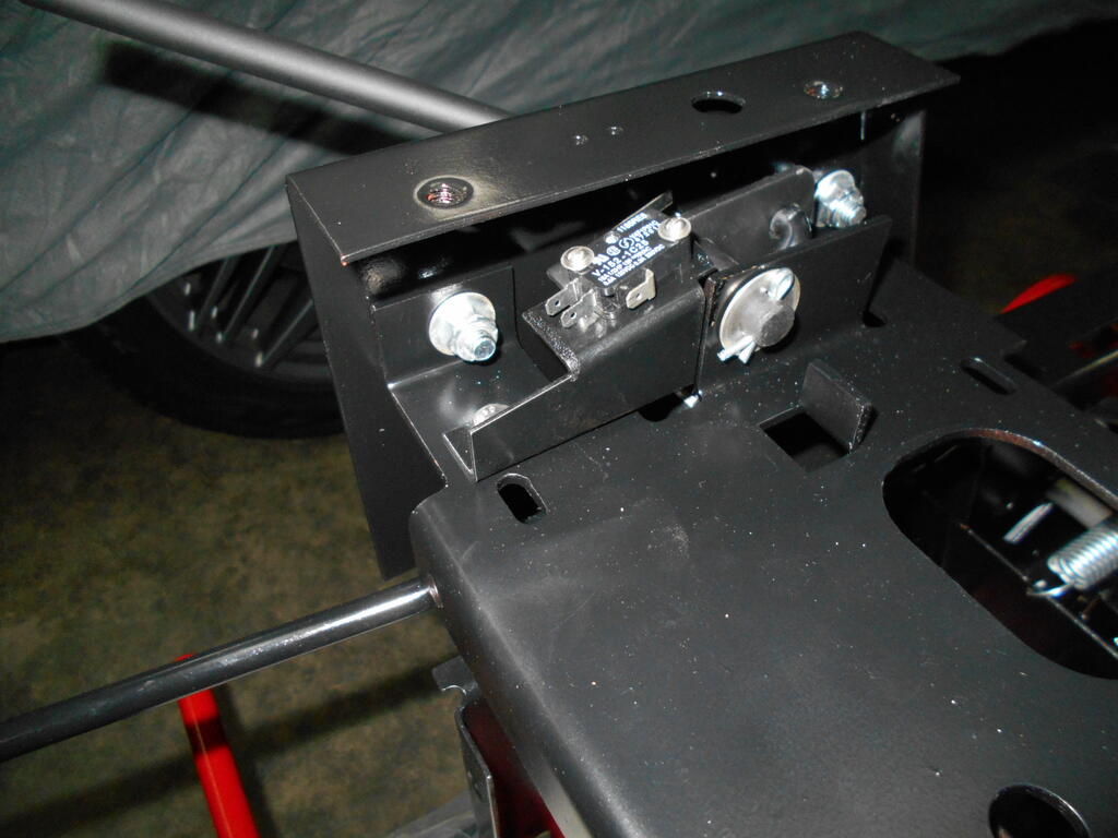 239790212_PTOsafetyswitchassemblyinstalled3.JPG.37f47af3b193ef63ee31c036202b8006.JPG