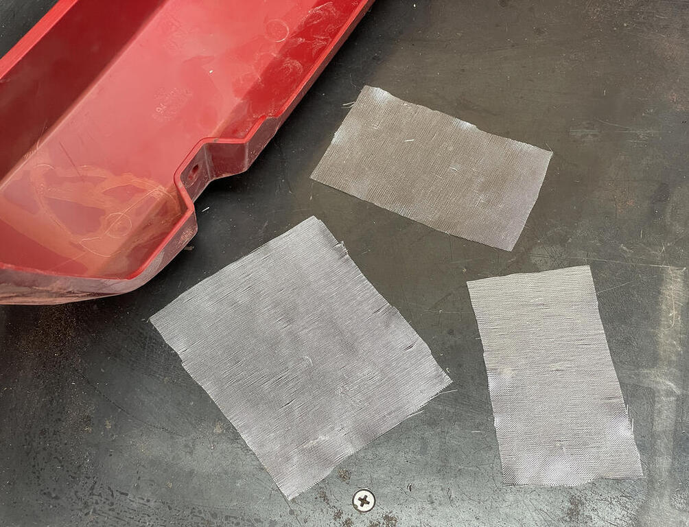 fiberglass-cloth-1-smaller-image.thumb.jpg.19cb9aa01bcc562af2143a9e0f33d25c.jpg