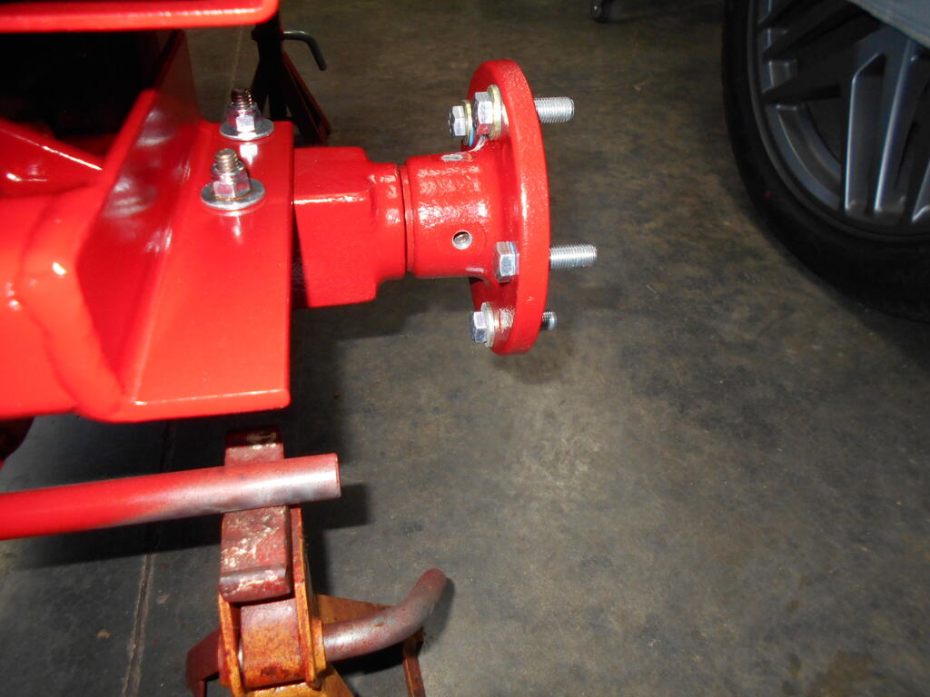 1645041939_Rightwheelstudboltsscrewedinandtightened1.JPG.83f63efa950bf933ca42216599e57af7.JPG