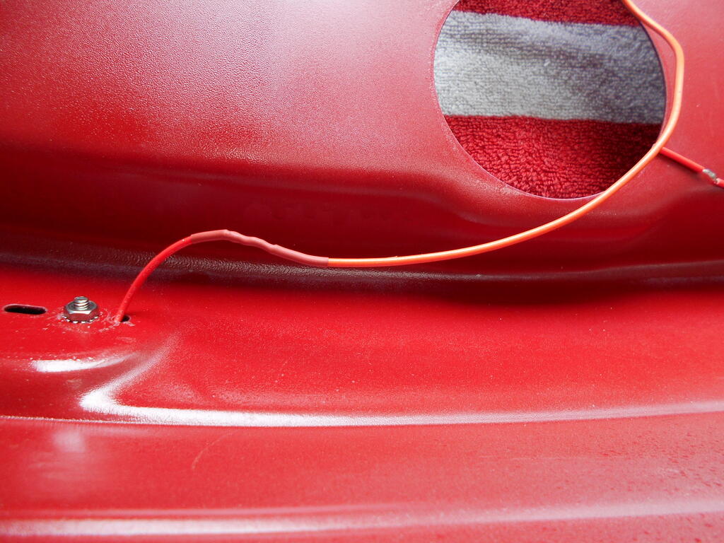 356774095_Taillightwireheatshrinkinstalled.JPG.9ea690653ed1e123cb8a564247fa757e.JPG