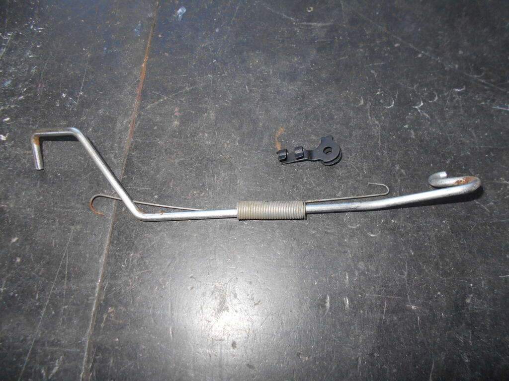 816625029_Governorcontrolrodandspringreadytoinstall.JPG.b5671cec312ca43fea7b02304ba022c2.JPG
