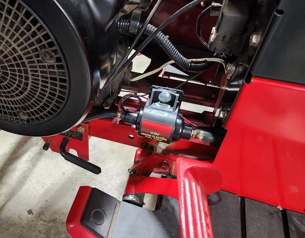 1909991461_314MrGasketFuelPump.thumb.jpg.dabbd4818bd1f603ce6ff139a4df1eaf.jpg