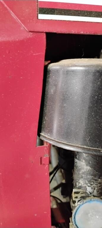 C-111Hood.jpg.ed722cf5205604ae0acee94d6b66714d.jpg