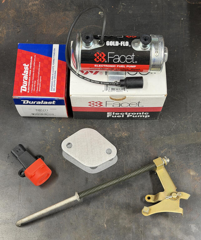 fuel-pump-and-cutoff-switch-smaller-image.jpg.42d4b1b104650c81a3c1ecfd6288317f.jpg