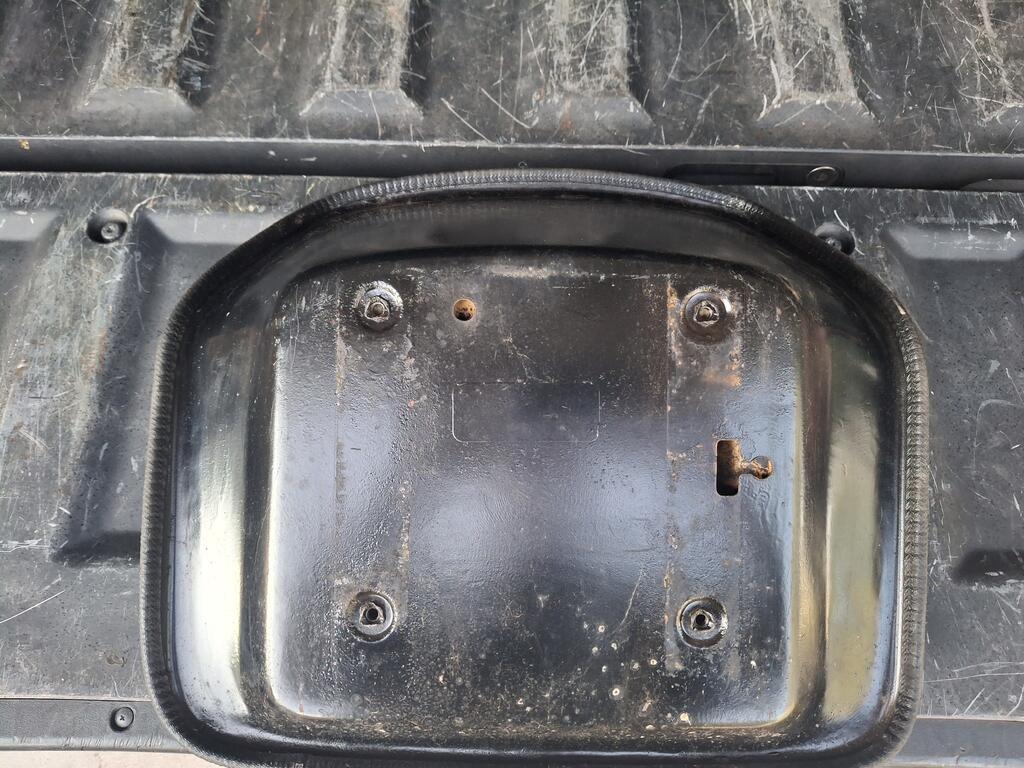 seat_2.jpg.10491a9d9ff579b10444f6cfa4a4fc4e.jpg