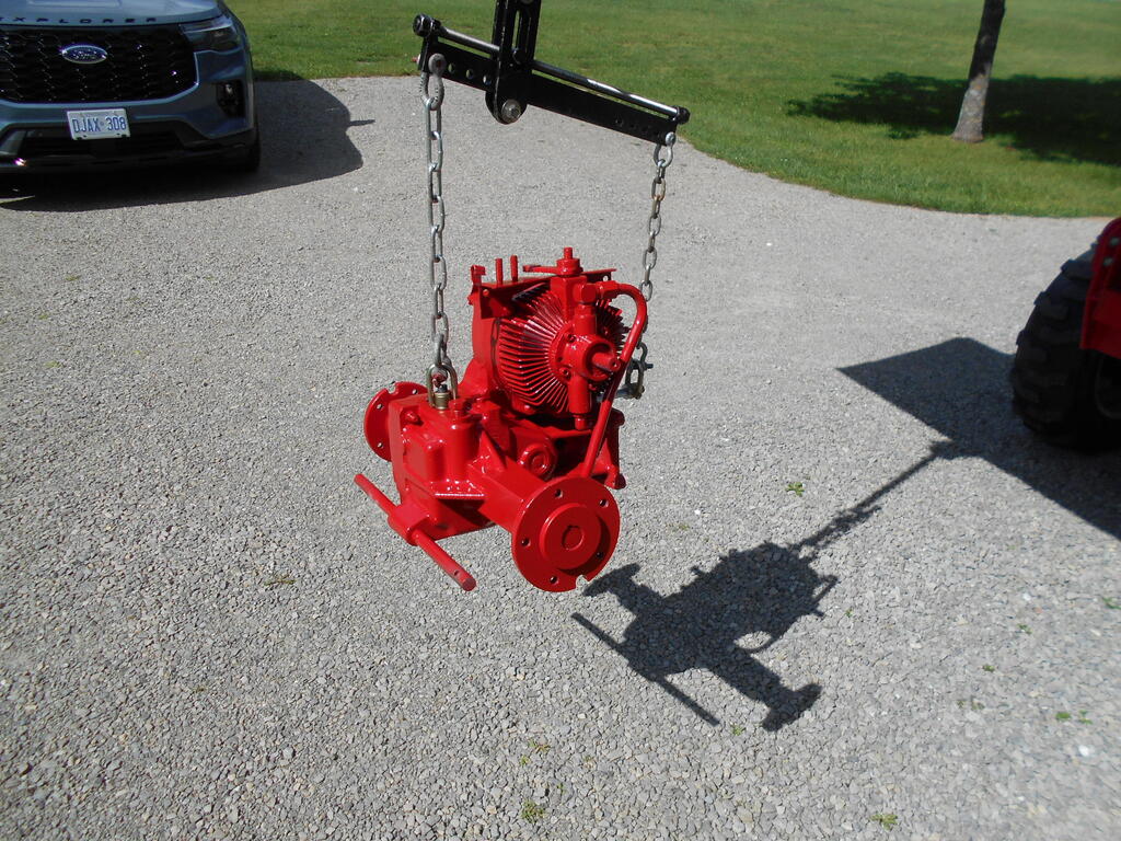 15036537_Rearendriggedtolift2.JPG.9409a5a1b8ed2d869e34eba3c4588fa3.JPG