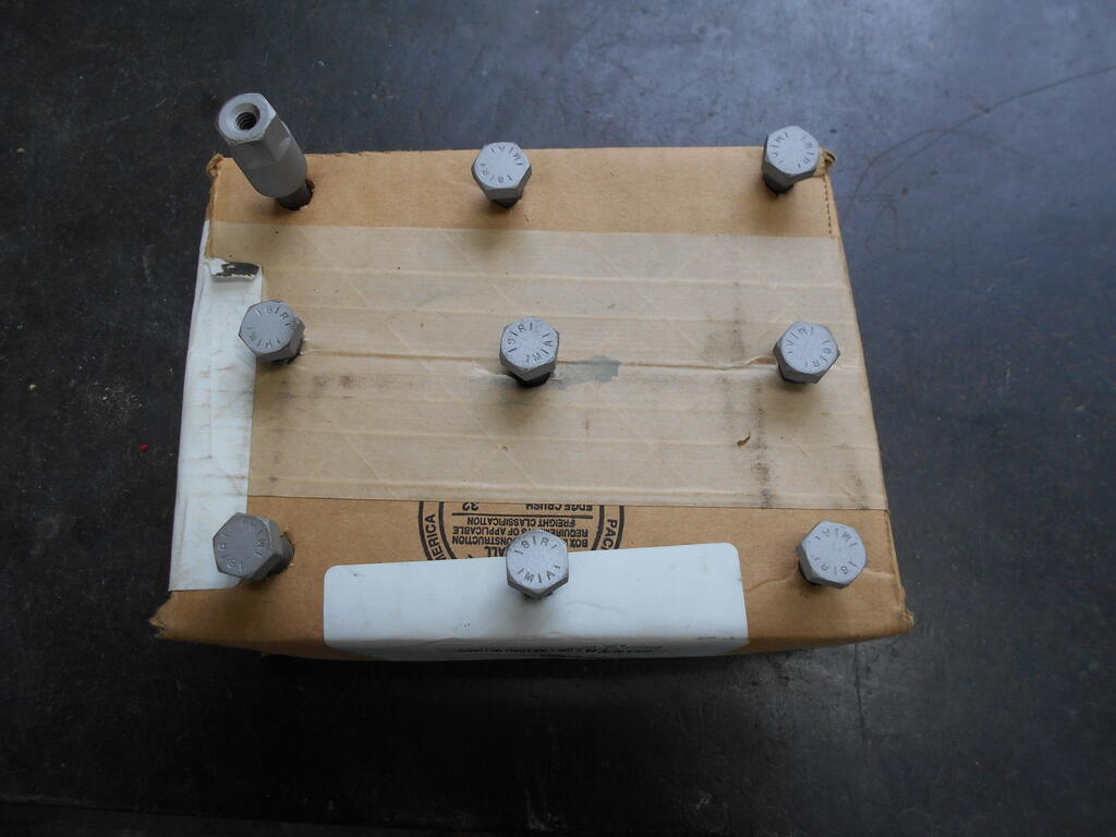 596995363_Cylinderheadboltsreadyforpaint2.JPG.fb9ddc3cfc9c1e0fcf3e0787f3feb45f.JPG