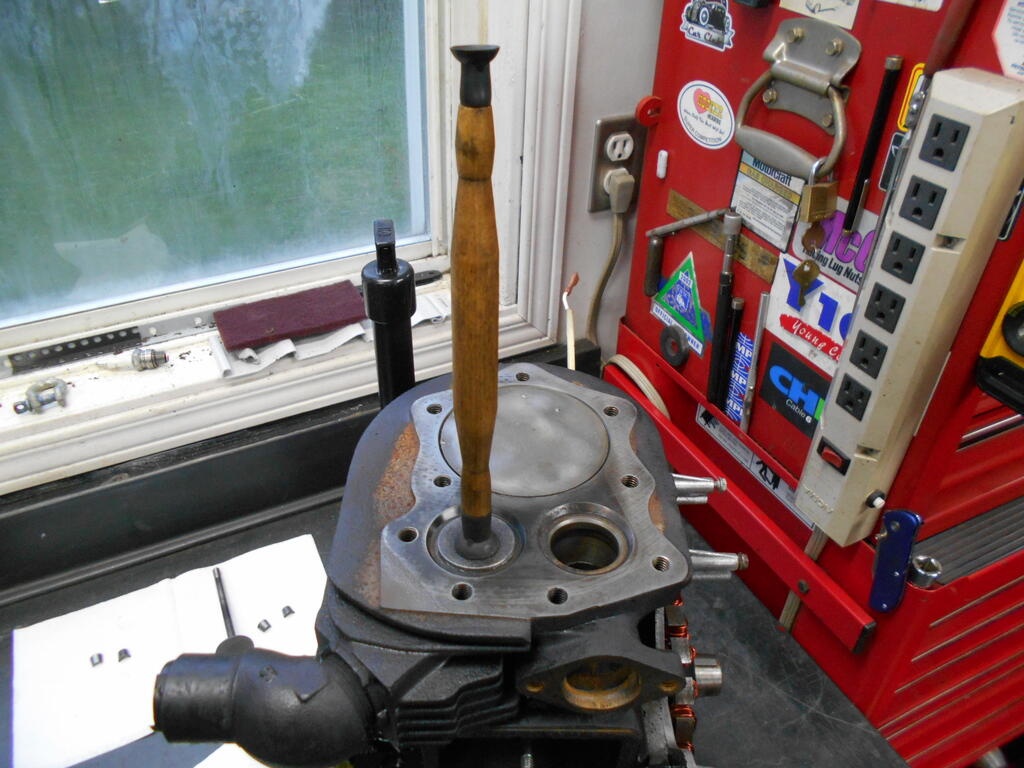848693600_Valveinsertedandlappingtoolapplied.JPG.b99f3b4d17df69c235500e0d805791db.JPG