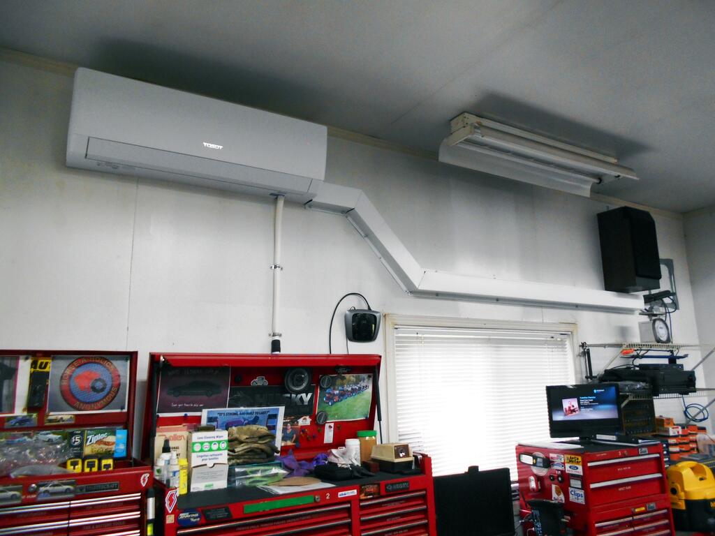 Garage_mini_split_inside_complete.JPG.f9bcc69a1979847f3553b323a1f494e6.JPG