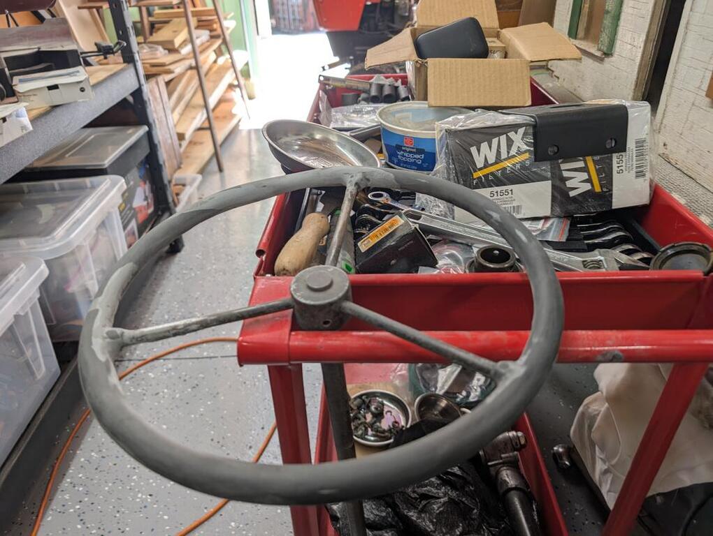 Steering_wheel_epoxy_1.thumb.jpg.9ac2e0dfe854a156838409ba2b60ced3.jpg