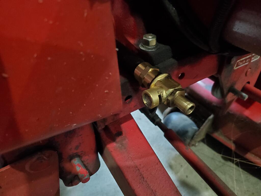 Oil_Drain.jpg.61c45ca374ca435018fce19f35f49f72.jpg